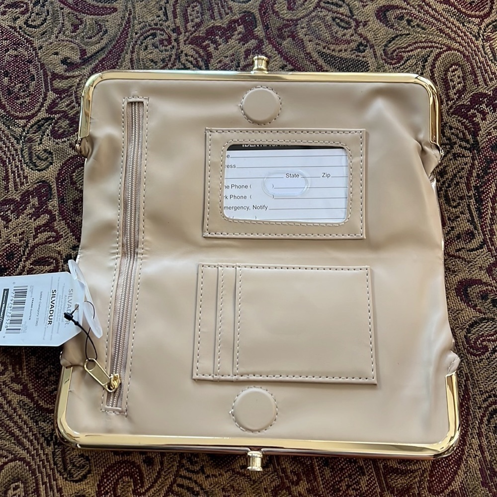 Light gold clutch that is actually functional, lots of space, new - Picture 2 of 6